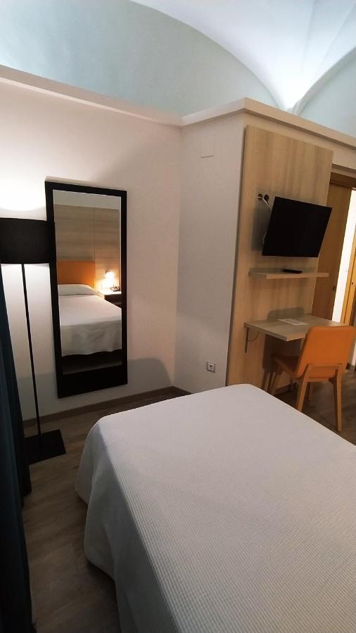 Hotel Balneario El Raposo Puebla de Sancho Perez Luaran gambar